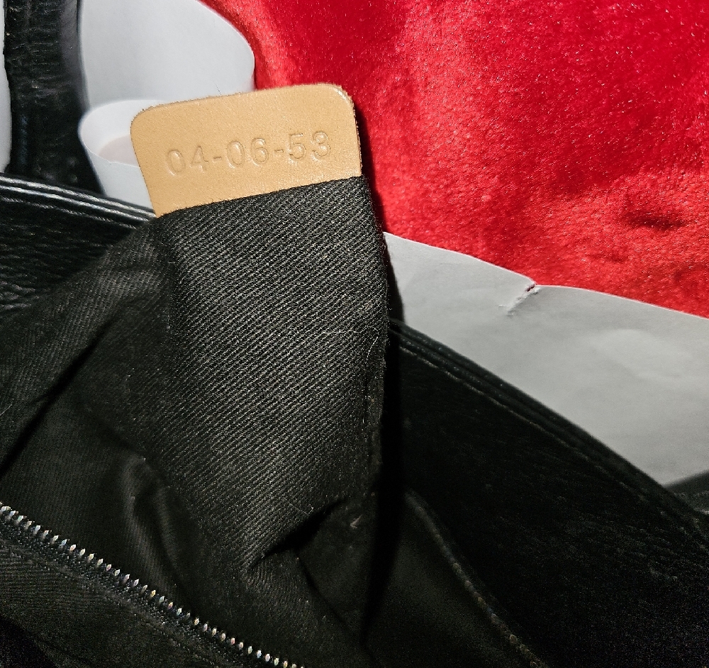 Chloe Black Leather Tote Bag - Picture 6 of 8